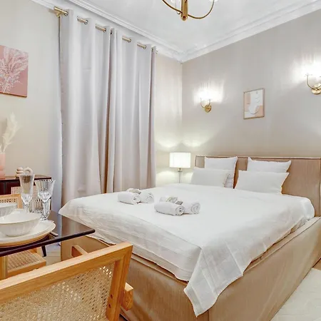 דירה Luxueuse Haussmannienne A